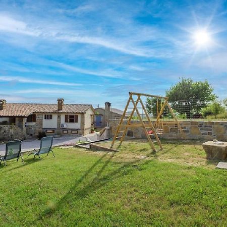 Guesthouse Gospodi Cerovlje Zewnętrze zdjęcie