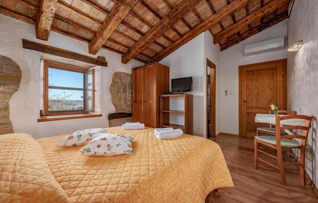Guesthouse Gospodi Cerovlje Zewnętrze zdjęcie